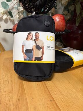 Lole Black Belt Bag Unisex-One Size Nylon 7.5in x 5in x 2in BNWT ~ Fresh & New